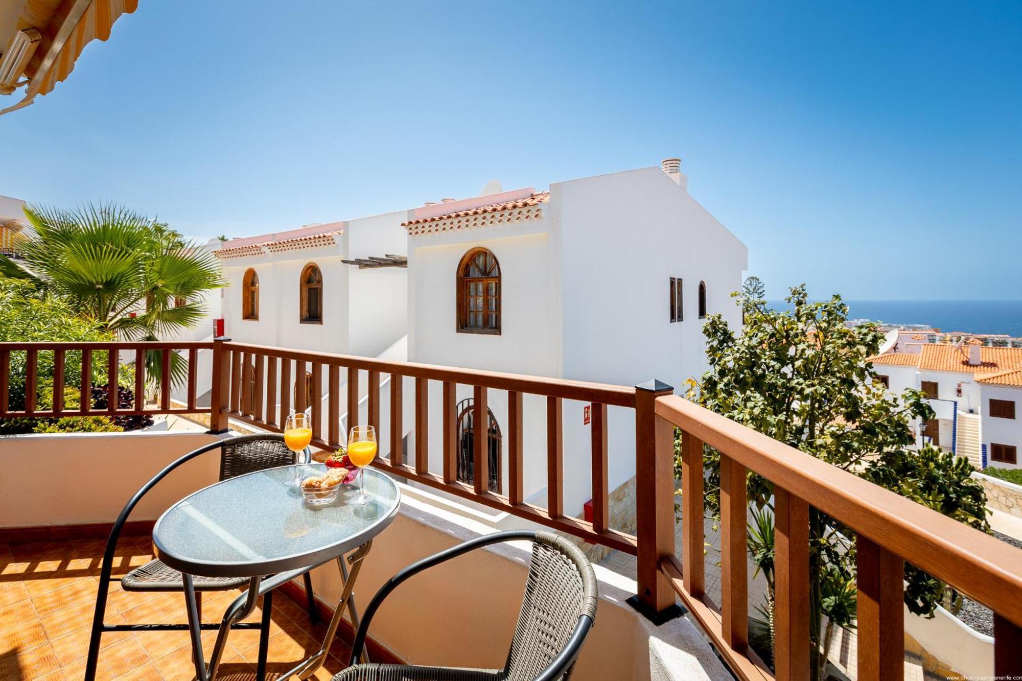 Las Bouganvillas Ocean View Адехе Экстерьер фото